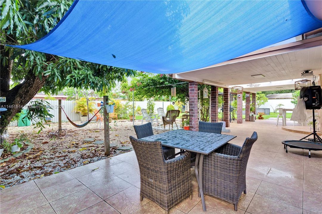 Vendido Recientemente: $440,000 (3 camas, 1 baños, 1014 Pies cuadrados)