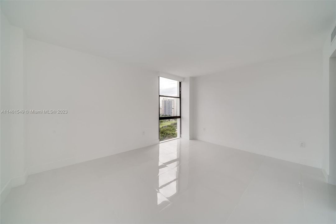 Recently Sold: $439,000 (2 beds, 2 baths, 1142 Square Feet)