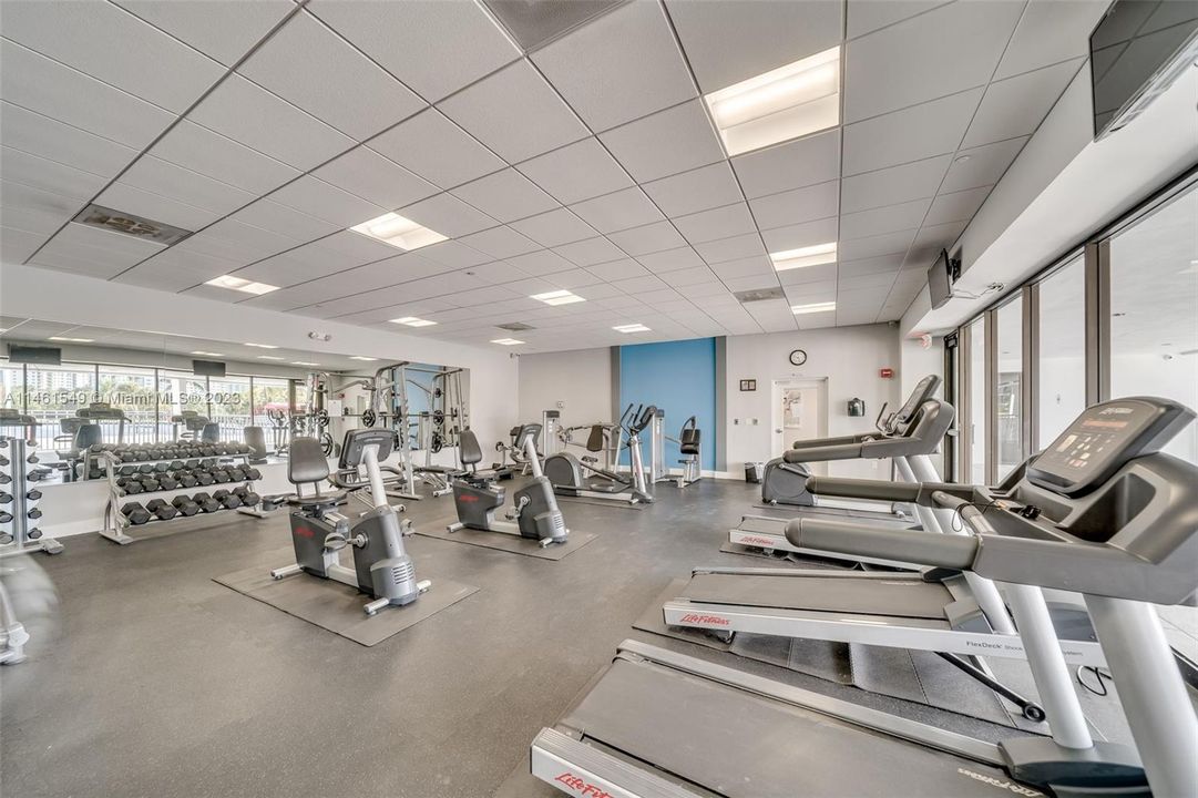 Recently Sold: $439,000 (2 beds, 2 baths, 1142 Square Feet)