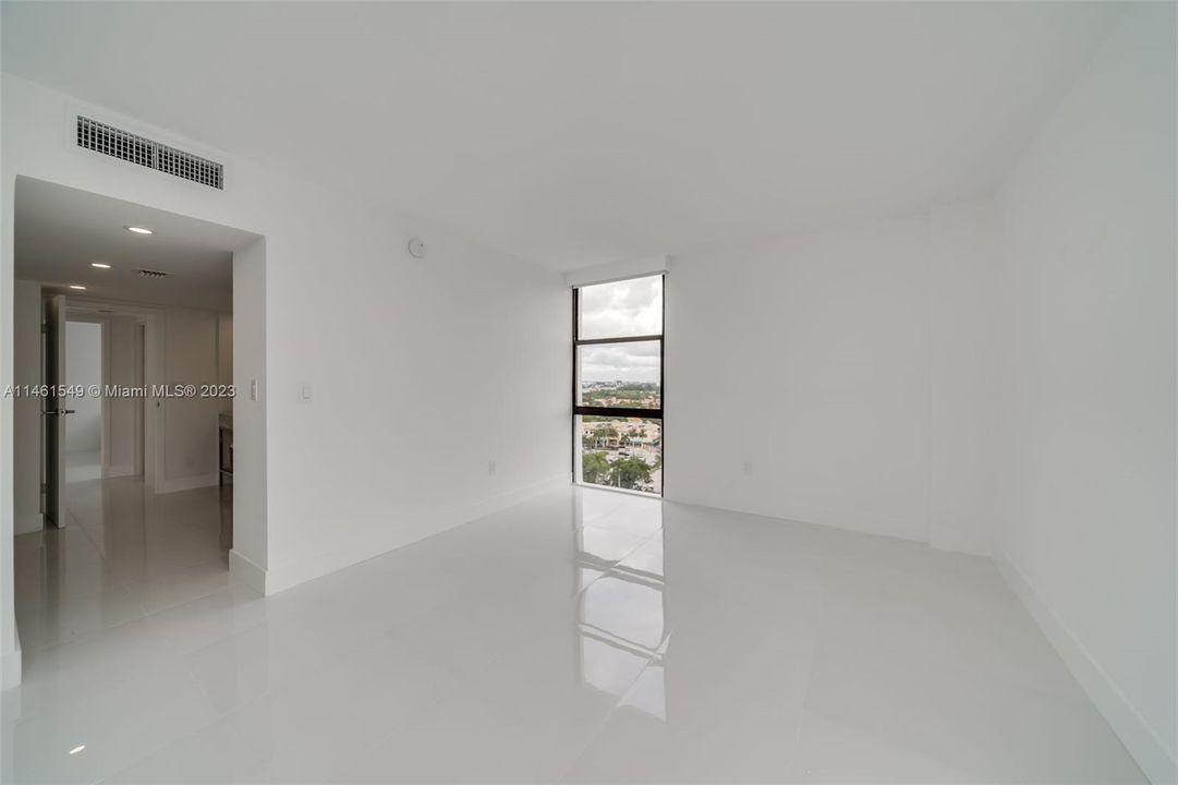 Recently Sold: $439,000 (2 beds, 2 baths, 1142 Square Feet)