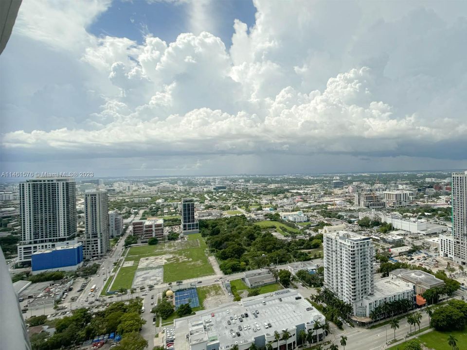 Recently Rented: $2,830 (1 beds, 1 baths, 791 Square Feet)