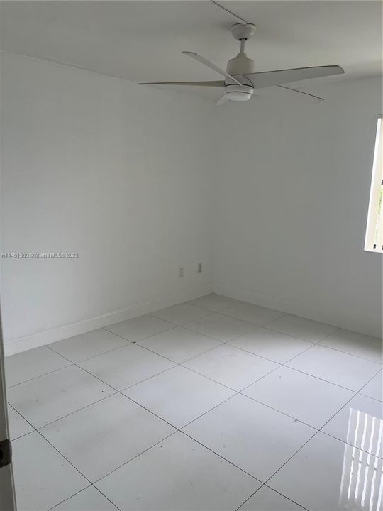 Recently Rented: $2,300 (2 beds, 2 baths, 860 Square Feet)