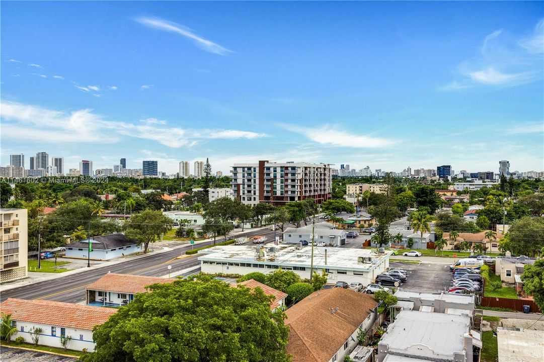 最近售出: $199,000 (1 贝兹, 1 浴室, 850 平方英尺)