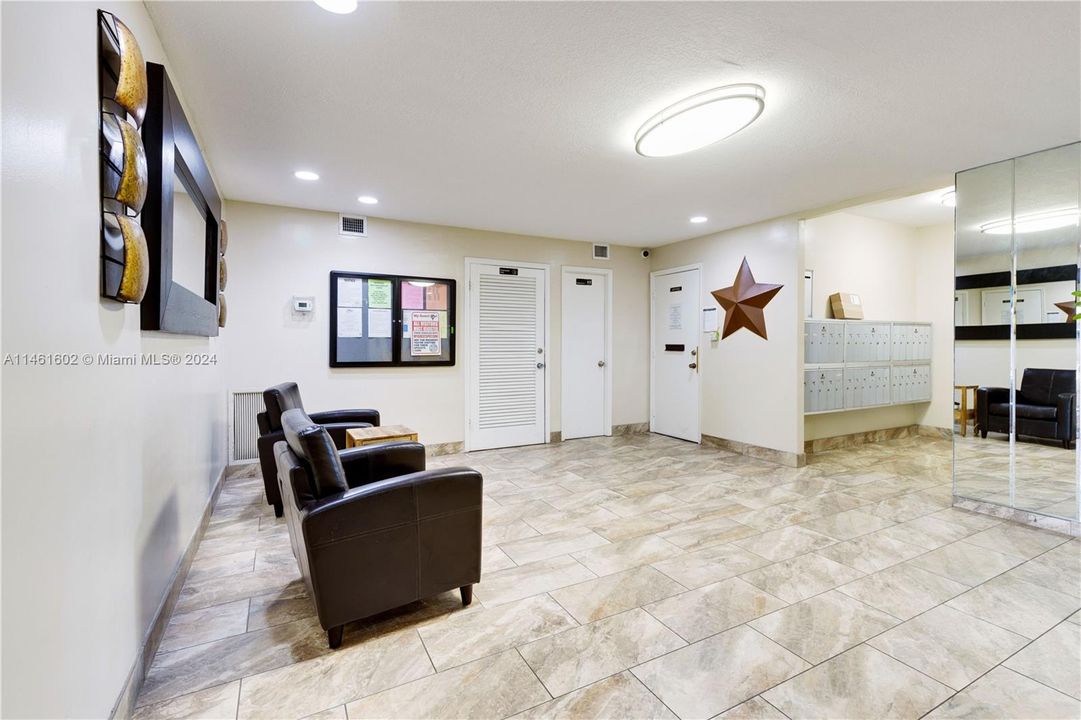 最近售出: $199,000 (1 贝兹, 1 浴室, 850 平方英尺)