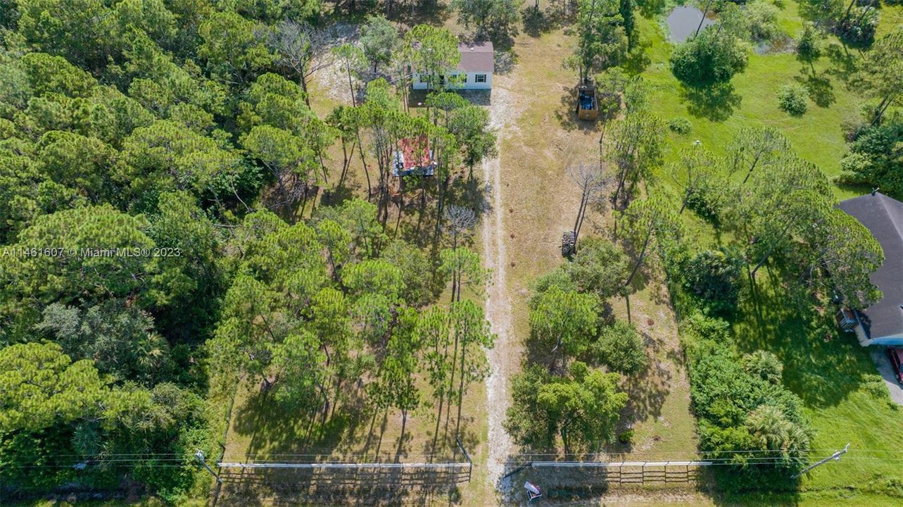 Vendido Recientemente: $220,000 (3 camas, 2 baños, 960 Pies cuadrados)