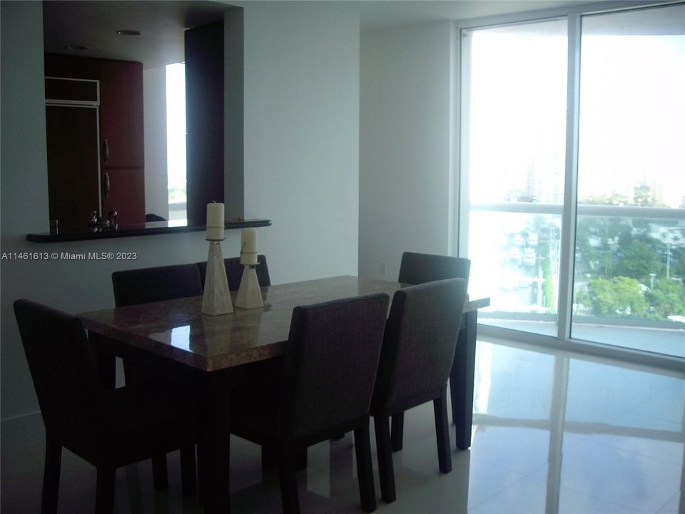 Recently Rented: $5,500 (2 beds, 2 baths, 1544 Square Feet)