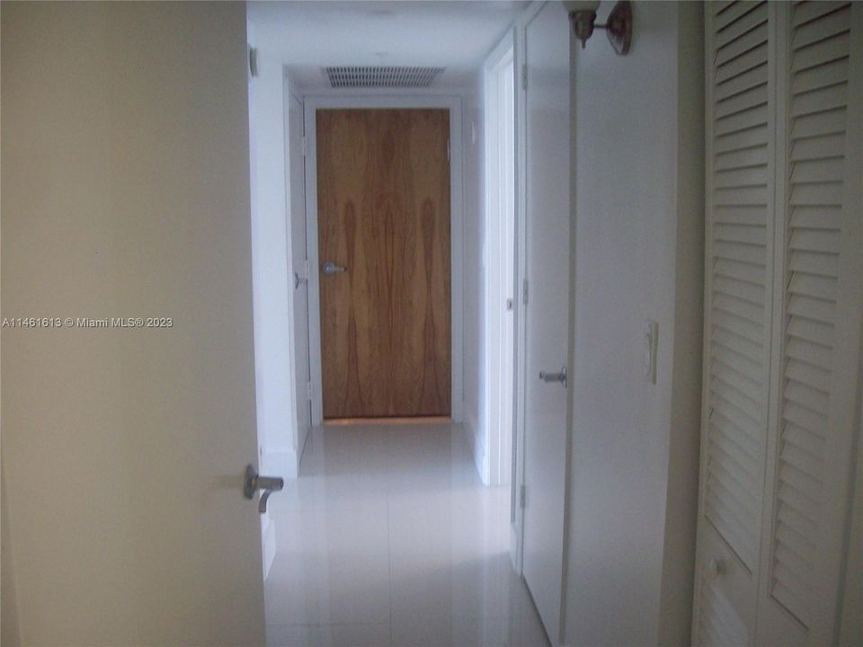 Recently Rented: $5,500 (2 beds, 2 baths, 1544 Square Feet)