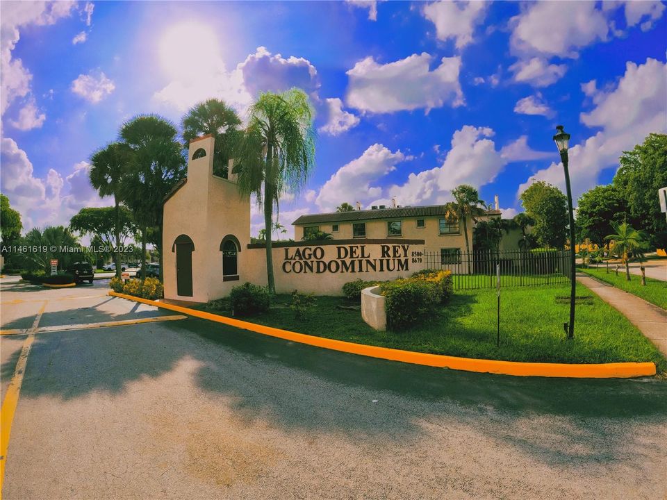 Recently Rented: $2,600 (3 beds, 2 baths, 1240 Square Feet)