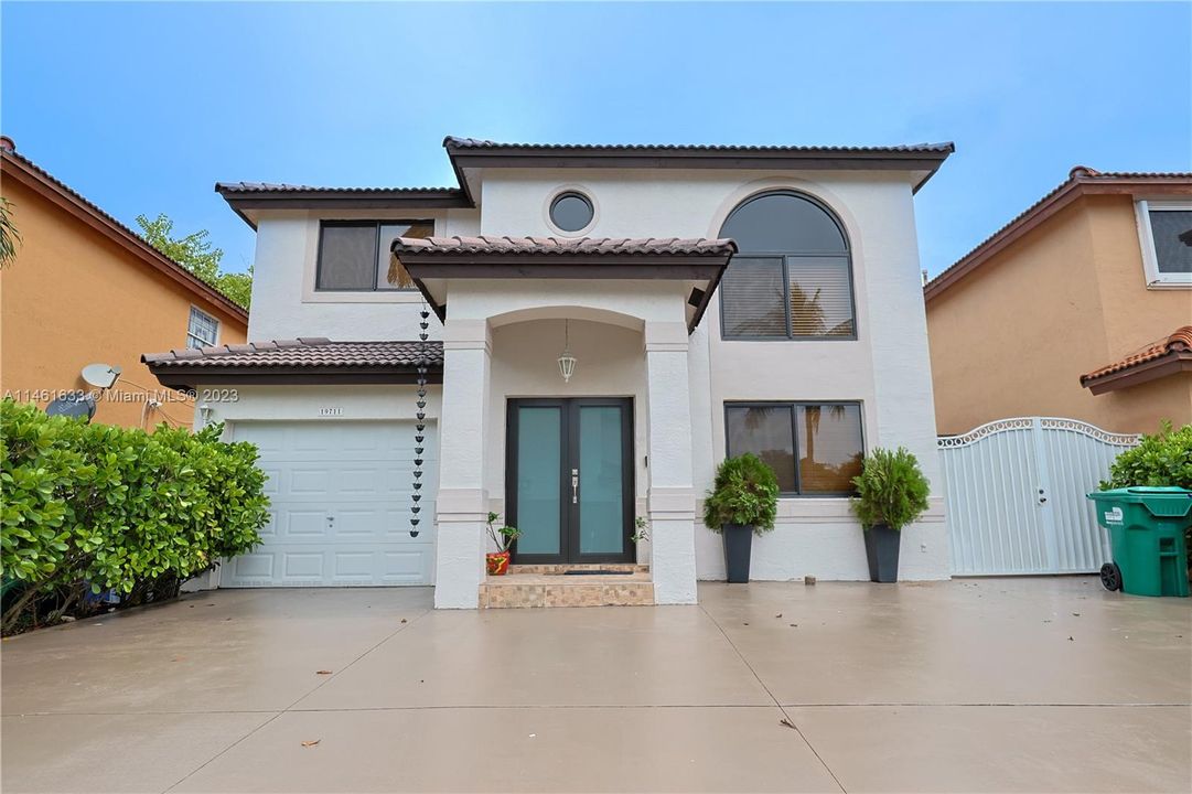 最近售出: $589,000 (3 贝兹, 2 浴室, 1672 平方英尺)