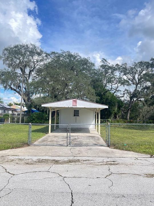 Vendido Recientemente: $169,900 (3 camas, 2 baños, 1111 Pies cuadrados)