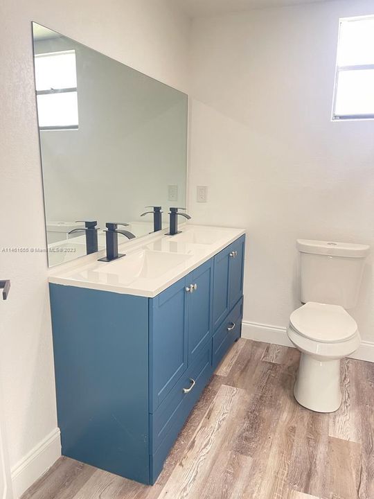 Vendido Recientemente: $169,900 (3 camas, 2 baños, 1111 Pies cuadrados)