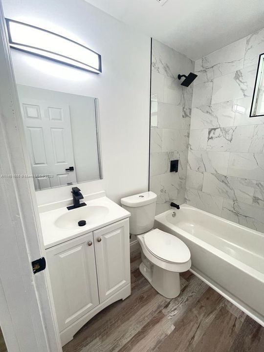 Vendido Recientemente: $169,900 (3 camas, 2 baños, 1111 Pies cuadrados)