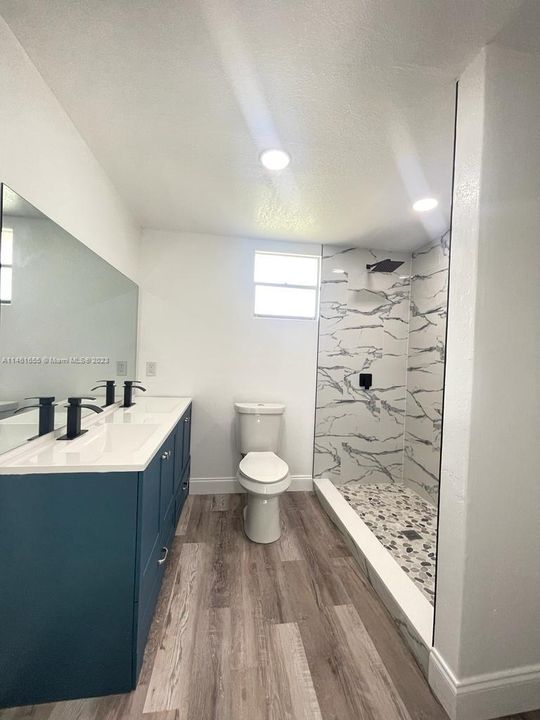 Vendido Recientemente: $169,900 (3 camas, 2 baños, 1111 Pies cuadrados)