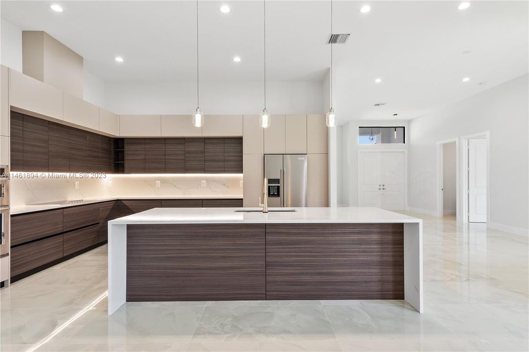 Recently Sold: $1,195,000 (4 beds, 3 baths, 0 Square Feet)