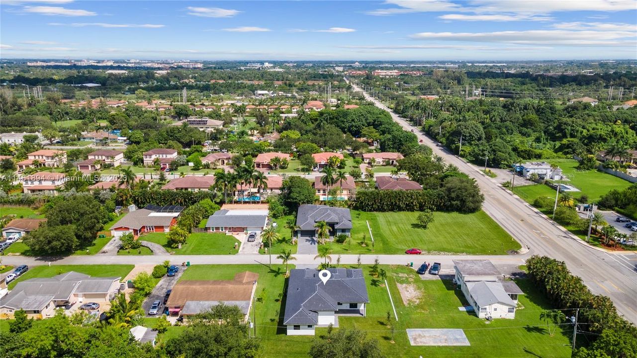 Recently Sold: $1,195,000 (4 beds, 3 baths, 0 Square Feet)