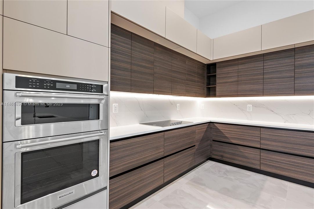 Recently Sold: $1,195,000 (4 beds, 3 baths, 0 Square Feet)