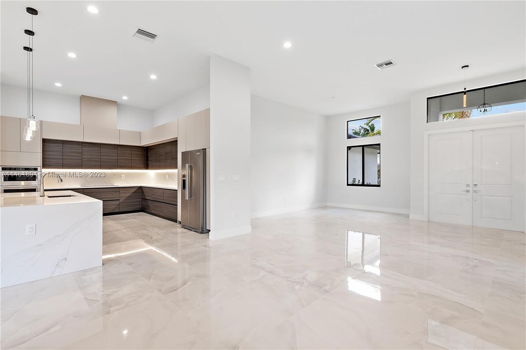 Recently Sold: $1,195,000 (4 beds, 3 baths, 0 Square Feet)