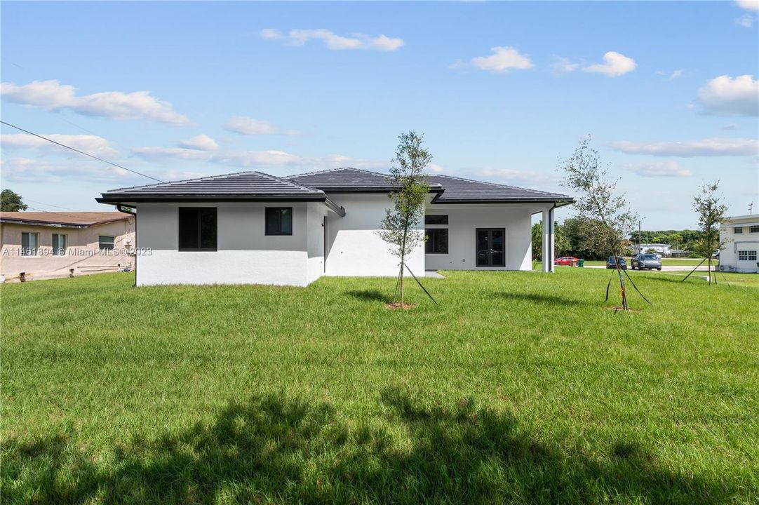 Recently Sold: $1,195,000 (4 beds, 3 baths, 0 Square Feet)