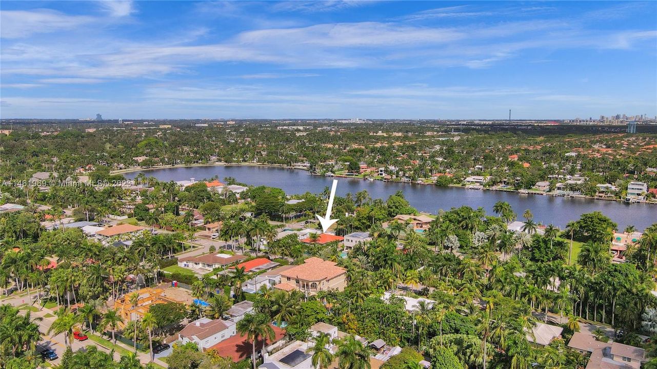 Recently Sold: $1,150,000 (3 beds, 2 baths, 1787 Square Feet)