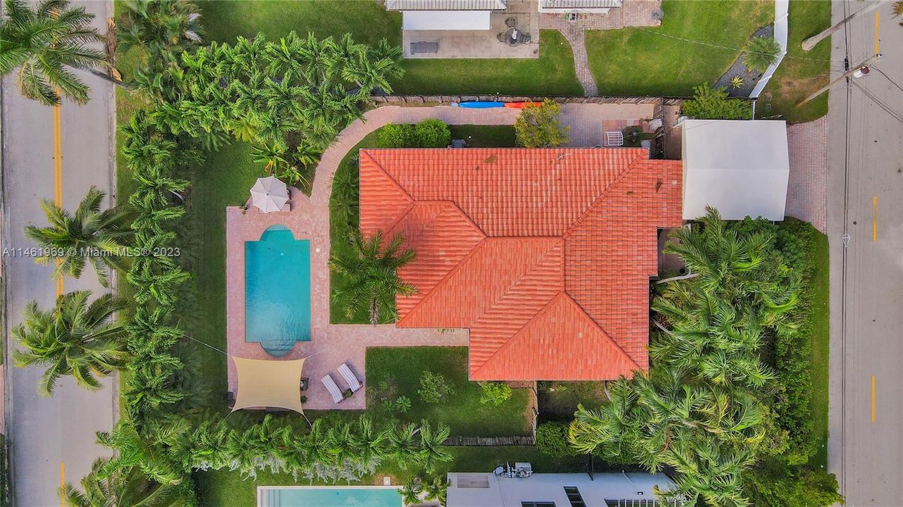 Recently Sold: $1,150,000 (3 beds, 2 baths, 1787 Square Feet)