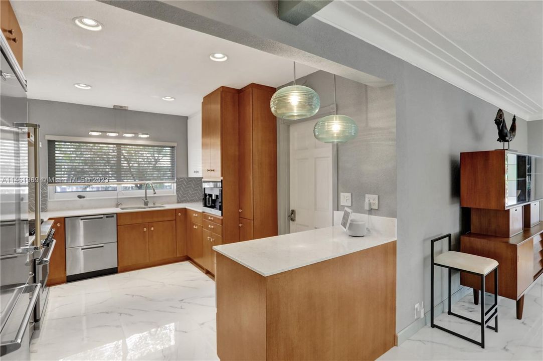 Recently Sold: $1,150,000 (3 beds, 2 baths, 1787 Square Feet)