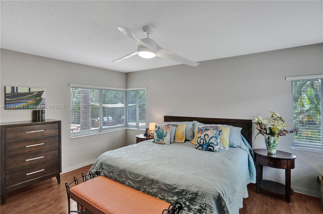 Recently Sold: $1,150,000 (3 beds, 2 baths, 1787 Square Feet)