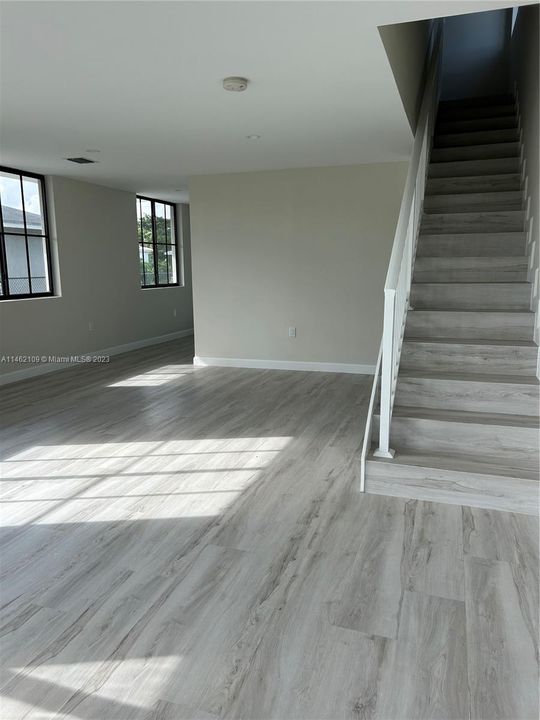 Recently Sold: $550,000 (4 beds, 3 baths, 0 Square Feet)