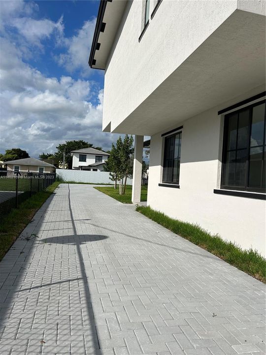 Recently Sold: $550,000 (4 beds, 3 baths, 0 Square Feet)