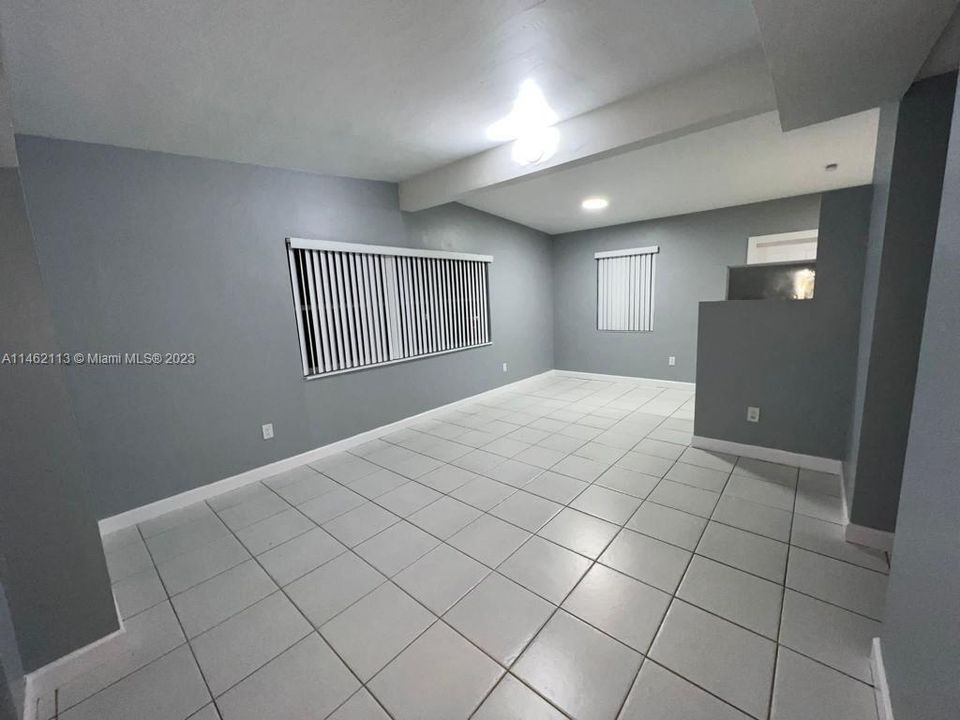 Vendido Recientemente: $695,000 (0 camas, 0 baños, 2055 Pies cuadrados)