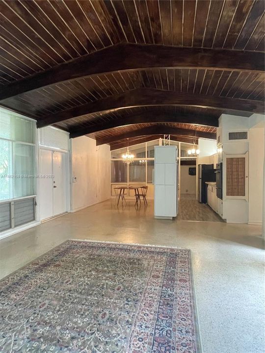 Recently Sold: $590,000 (4 beds, 2 baths, 2708 Square Feet)