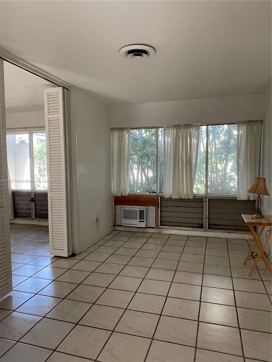 Recently Sold: $590,000 (4 beds, 2 baths, 2708 Square Feet)