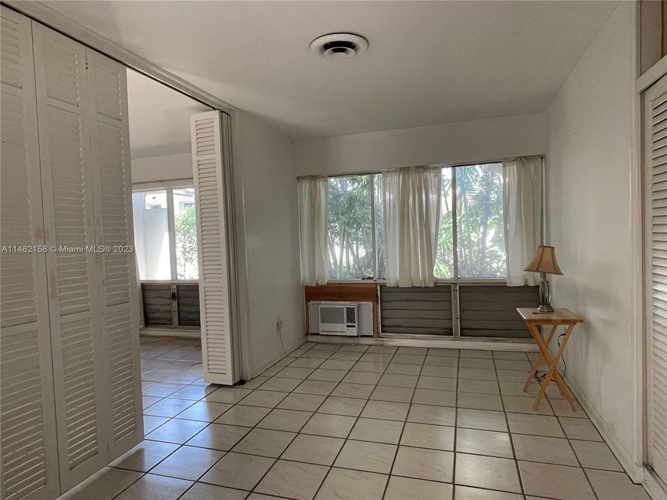 Recently Sold: $590,000 (4 beds, 2 baths, 2708 Square Feet)