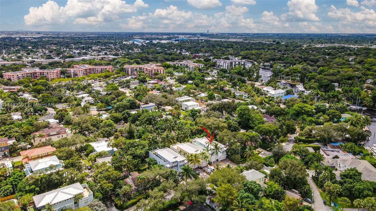 Recently Sold: $1,000,000 (3 beds, 3 baths, 3122 Square Feet)