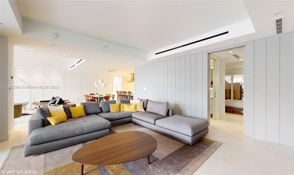 Recently Sold: $9,500,000 (4 beds, 4 baths, 3550 Square Feet)