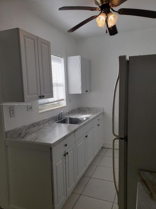 Recently Rented: $3,700 (4 beds, 2 baths, 1626 Square Feet)