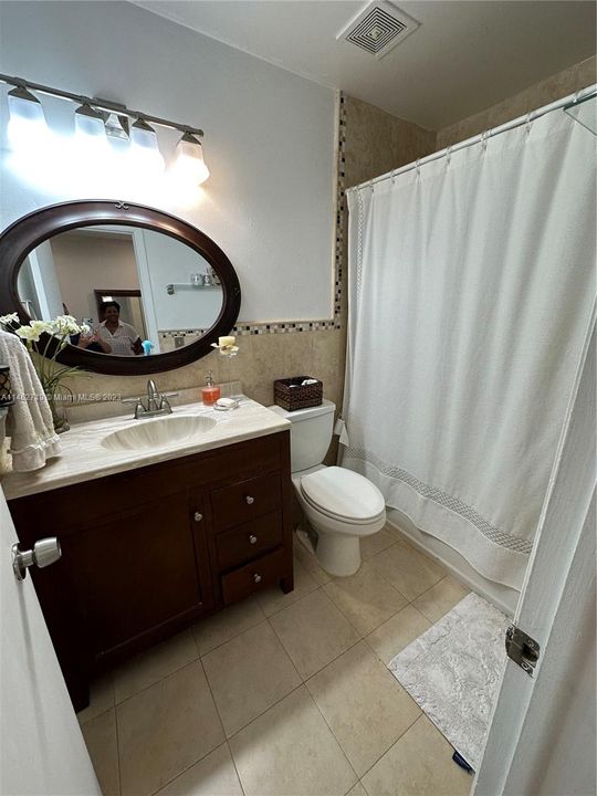 Recently Sold: $495,000 (3 beds, 2 baths, 1277 Square Feet)