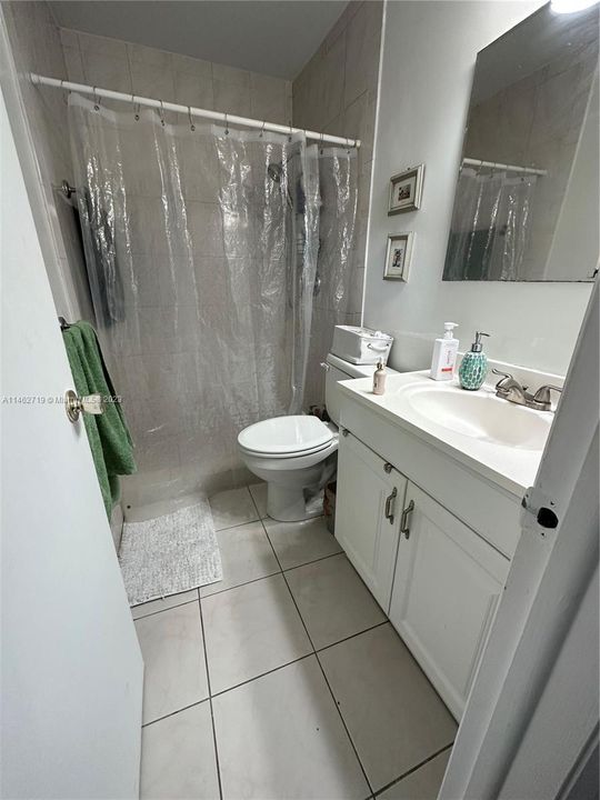 Recently Sold: $495,000 (3 beds, 2 baths, 1277 Square Feet)