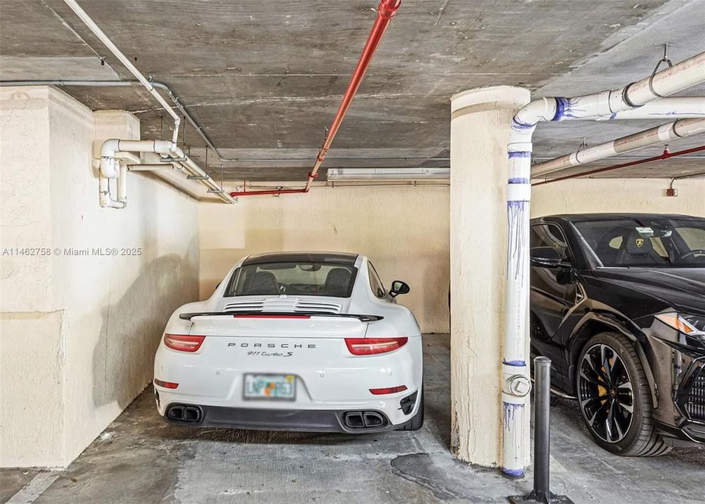 На продажу: $1,125,000 (2 спален, 2 ванн, 1210 Квадратных фут)