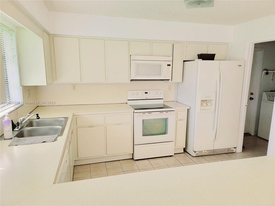 Недавно арендовано: $3,300 (3 спален, 2 ванн, 1619 Квадратных фут)