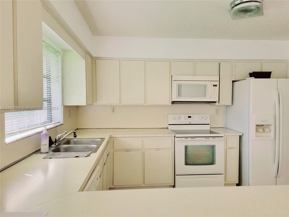 Недавно арендовано: $3,300 (3 спален, 2 ванн, 1619 Квадратных фут)