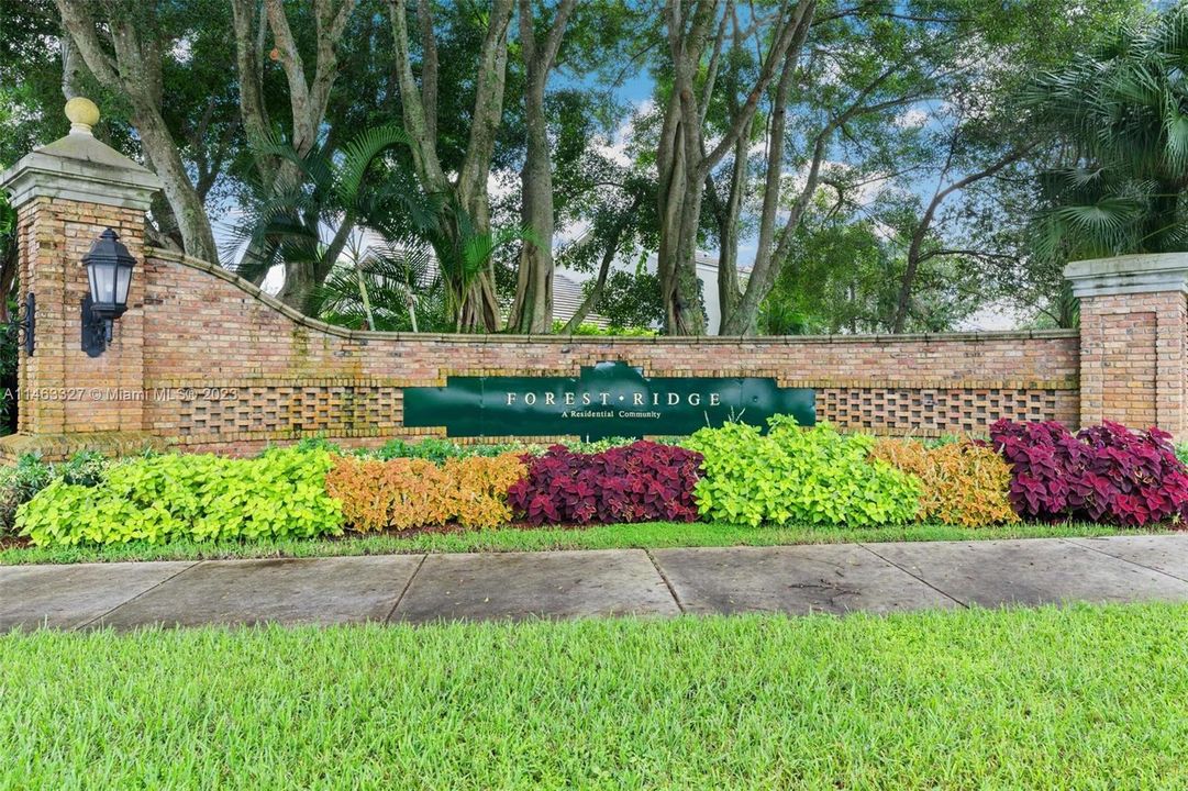 Recently Rented: $4,100 (3 beds, 2 baths, 1338 Square Feet)