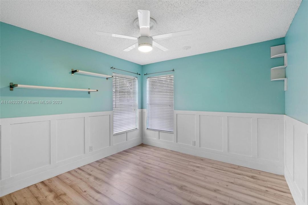 Recently Rented: $4,100 (3 beds, 2 baths, 1338 Square Feet)