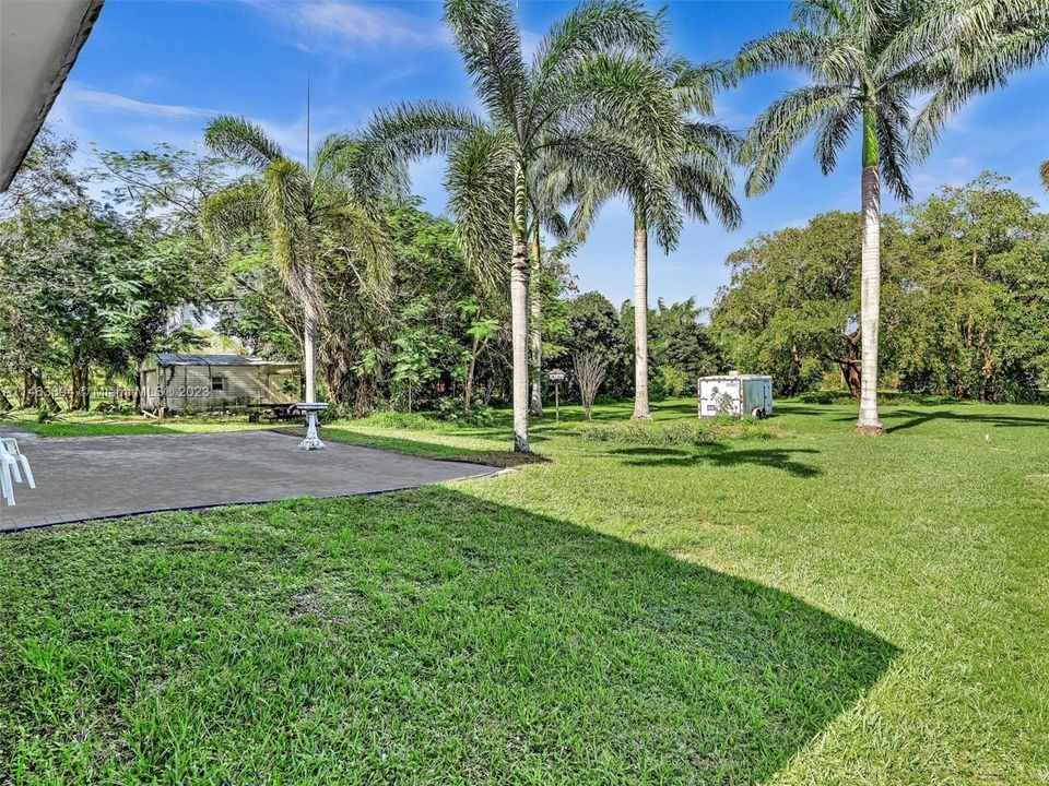 For Sale: $1,690,000 (4 beds, 2 baths, 3912 Square Feet)