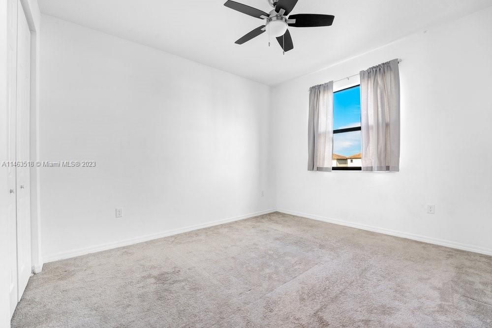 最近租的: $2,690 (3 贝兹, 2 浴室, 1933 平方英尺)