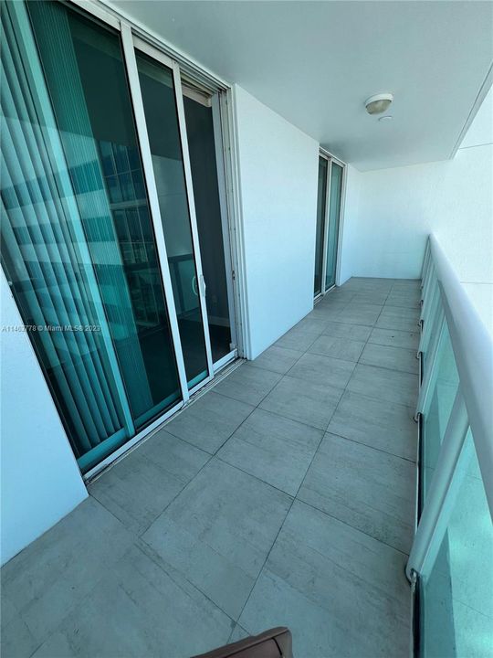 Recently Rented: $2,700 (1 beds, 1 baths, 841 Square Feet)