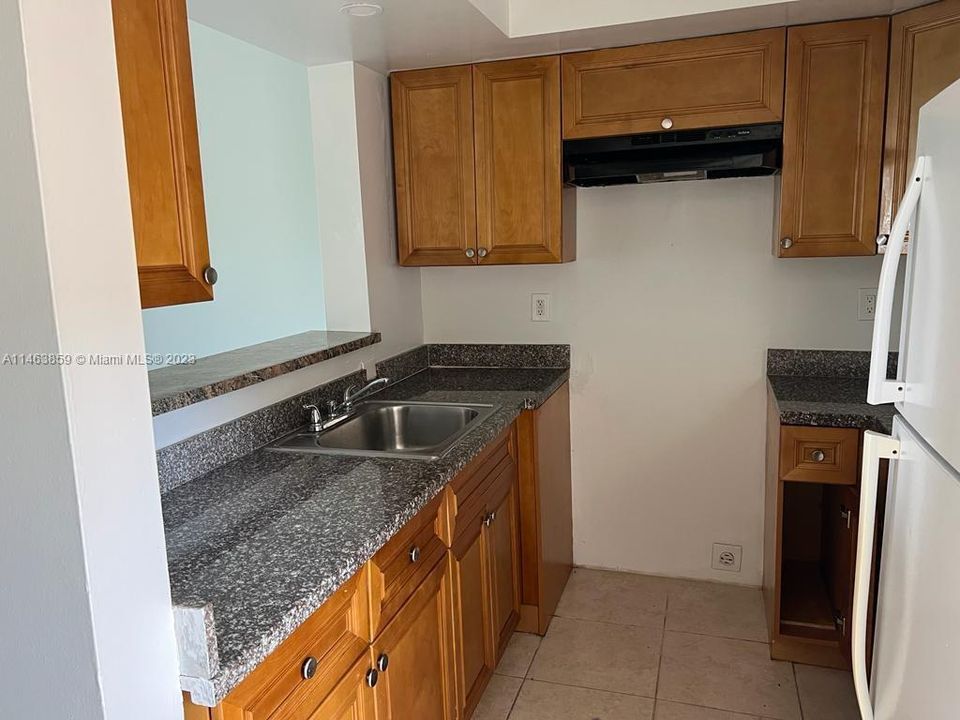 Recently Rented: $1,500 (1 beds, 1 baths, 540 Square Feet)