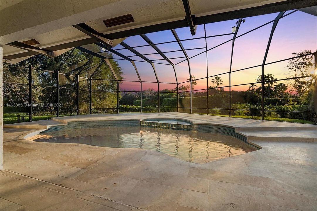 Recently Sold: $2,400,000 (4 beds, 4 baths, 3017 Square Feet)