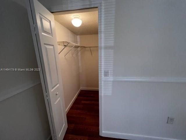 Recently Rented: $2,000 (2 beds, 2 baths, 822 Square Feet)
