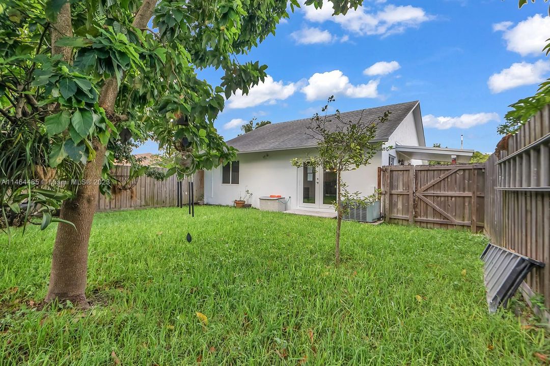 Recently Rented: $2,700 (3 beds, 2 baths, 0 Square Feet)