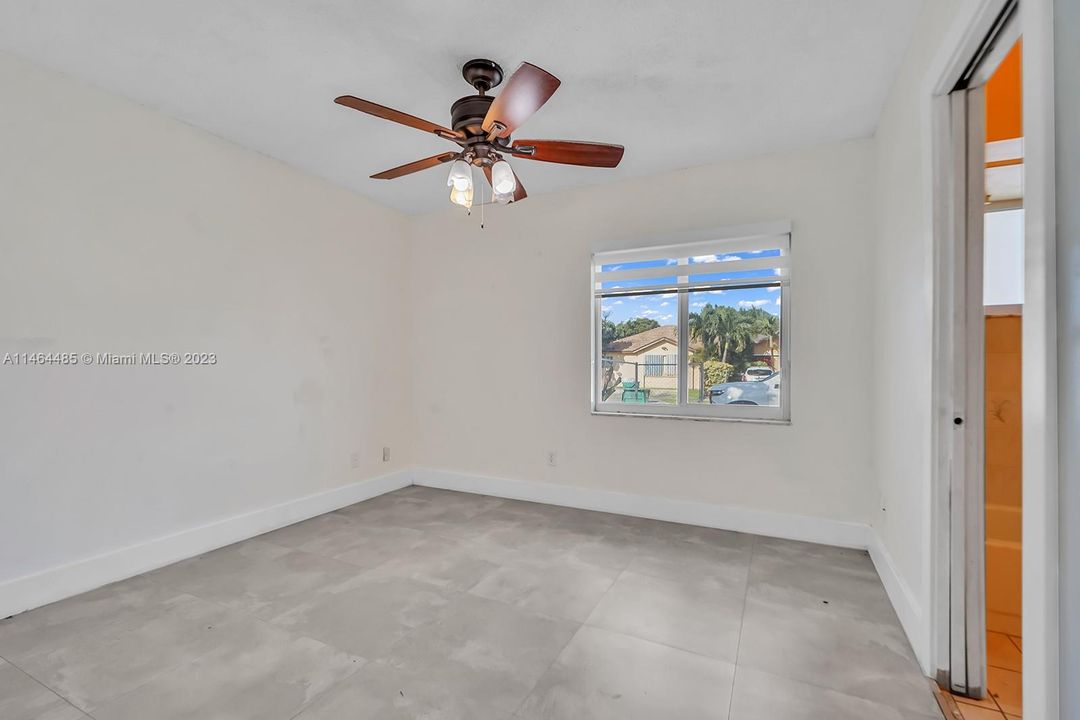 Recently Rented: $2,700 (3 beds, 2 baths, 0 Square Feet)